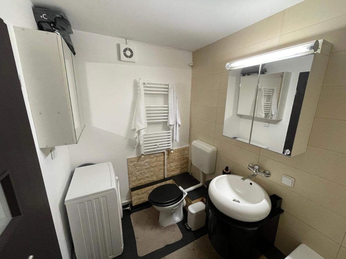 Sunset Luxury Apartment Near Unirii Square Бухарест Экстерьер фото